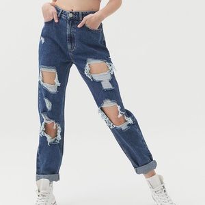 NWT BDG high rise distressed straight leg mom jeans - Brand new